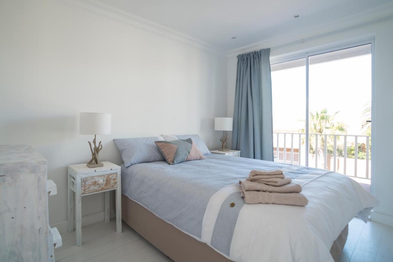 קייפטאון Sunset Beach Living Guesthouse מראה חיצוני תמונה