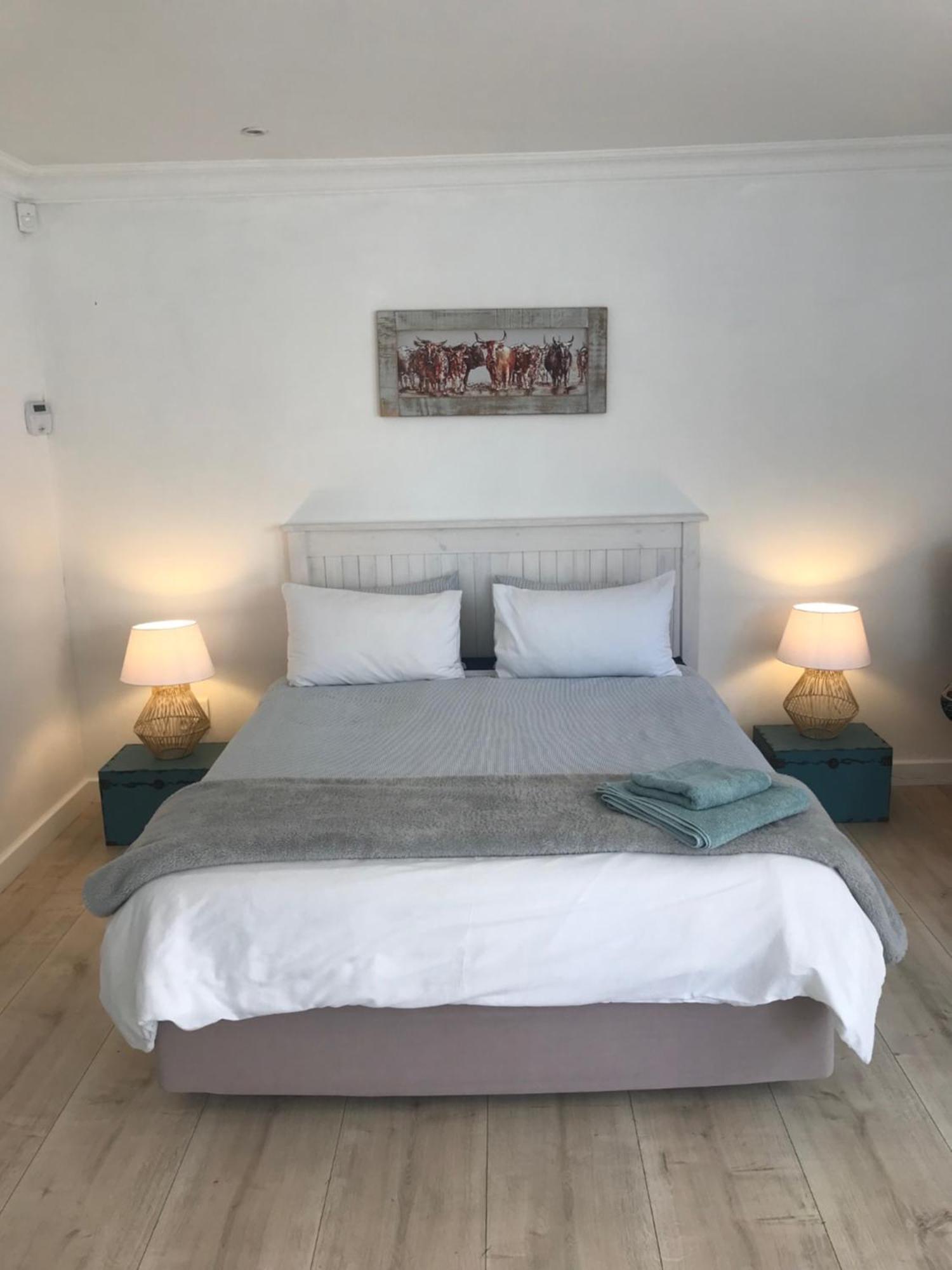 קייפטאון Sunset Beach Living Guesthouse מראה חיצוני תמונה