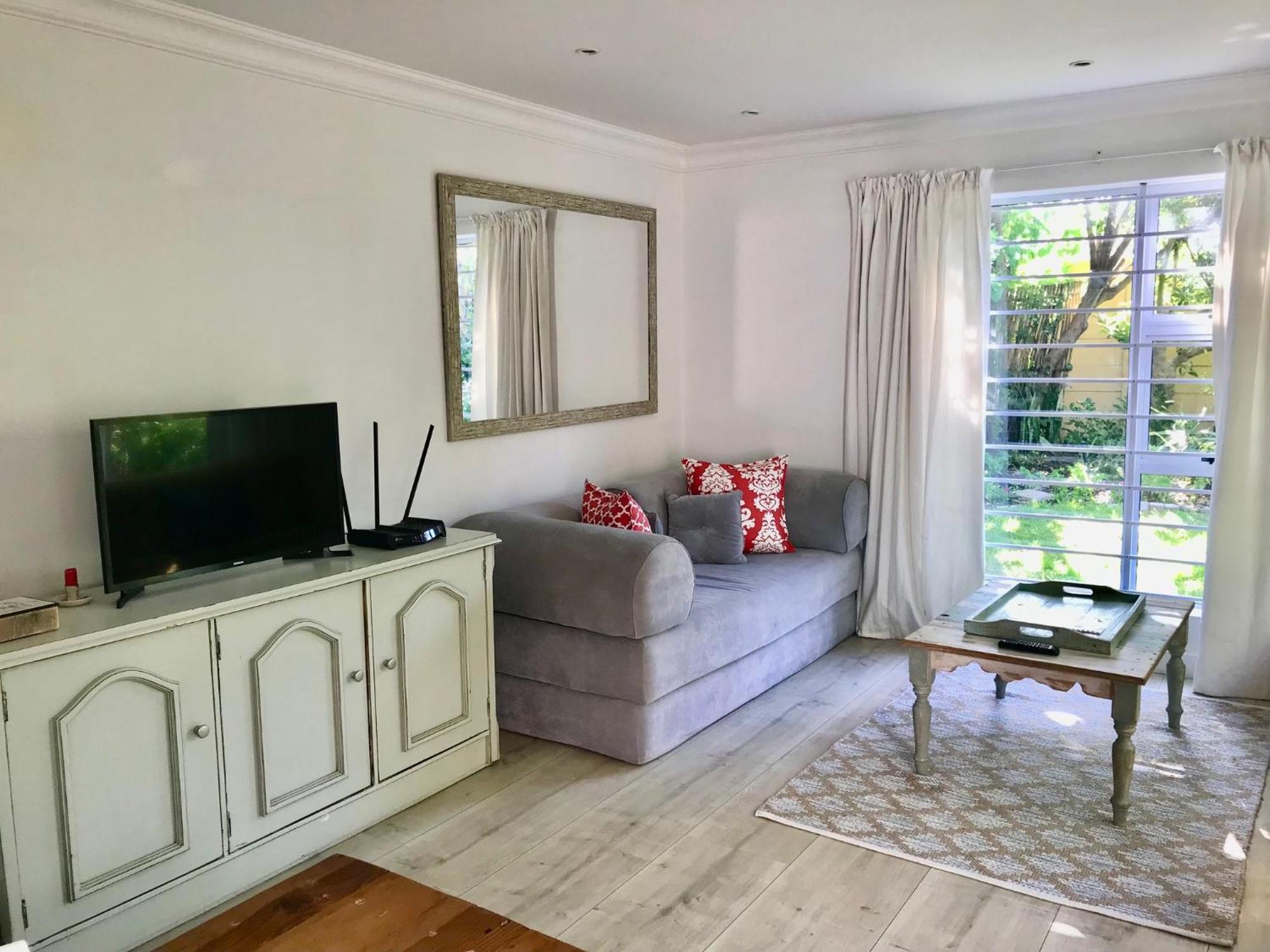קייפטאון Sunset Beach Living Guesthouse מראה חיצוני תמונה