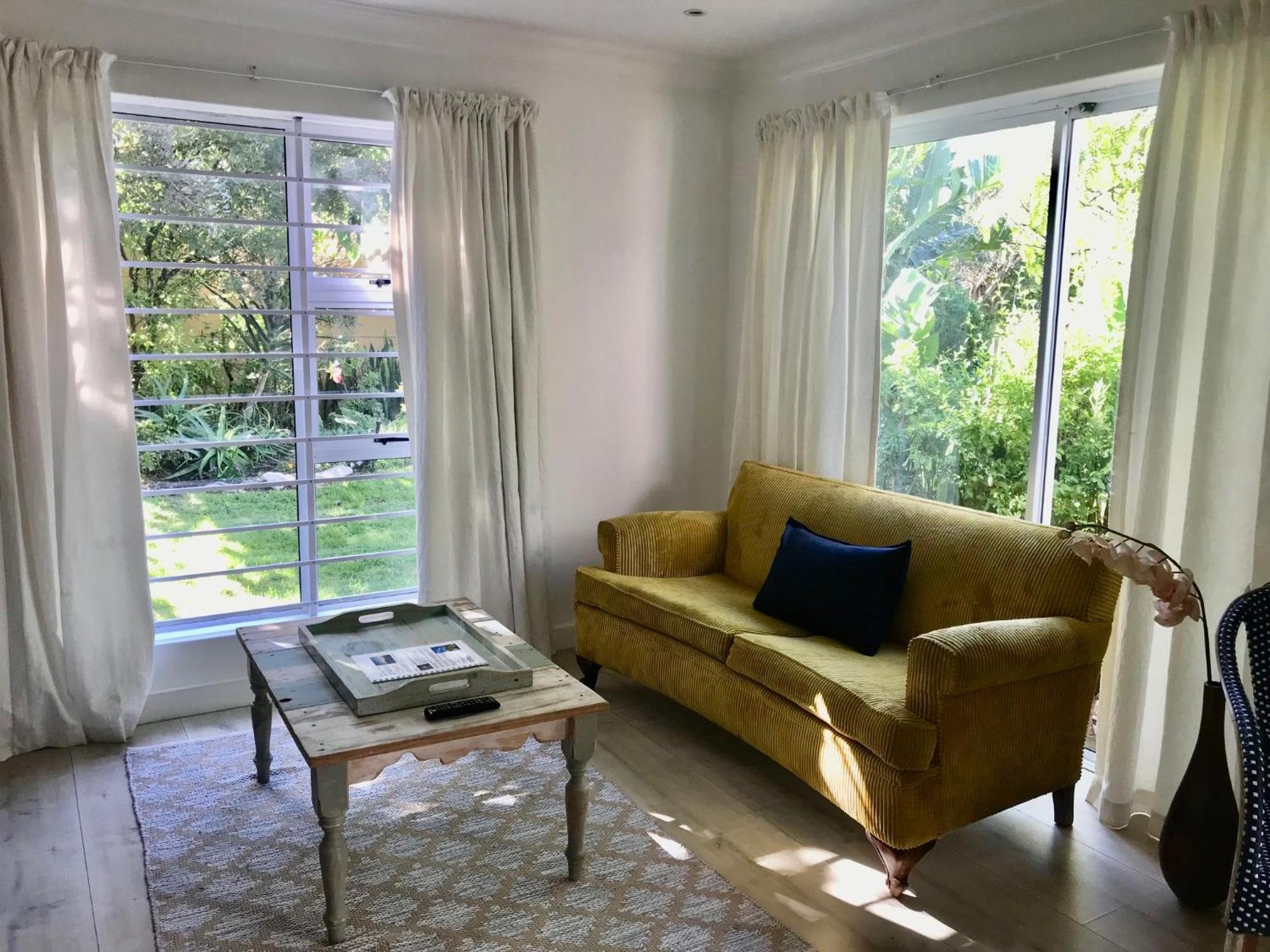 קייפטאון Sunset Beach Living Guesthouse מראה חיצוני תמונה